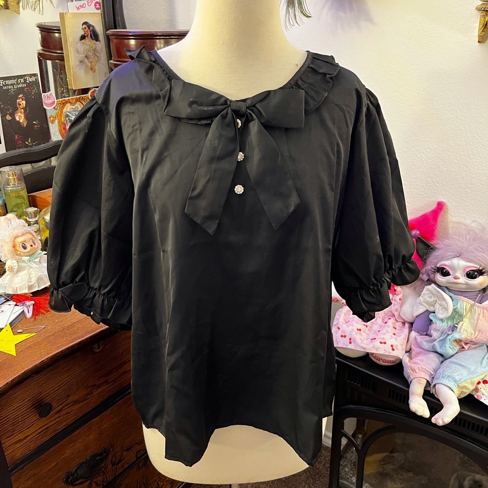 Jirai Kei Dear My Love Whip Chic Black Puff Sleeve Blouse with Bow